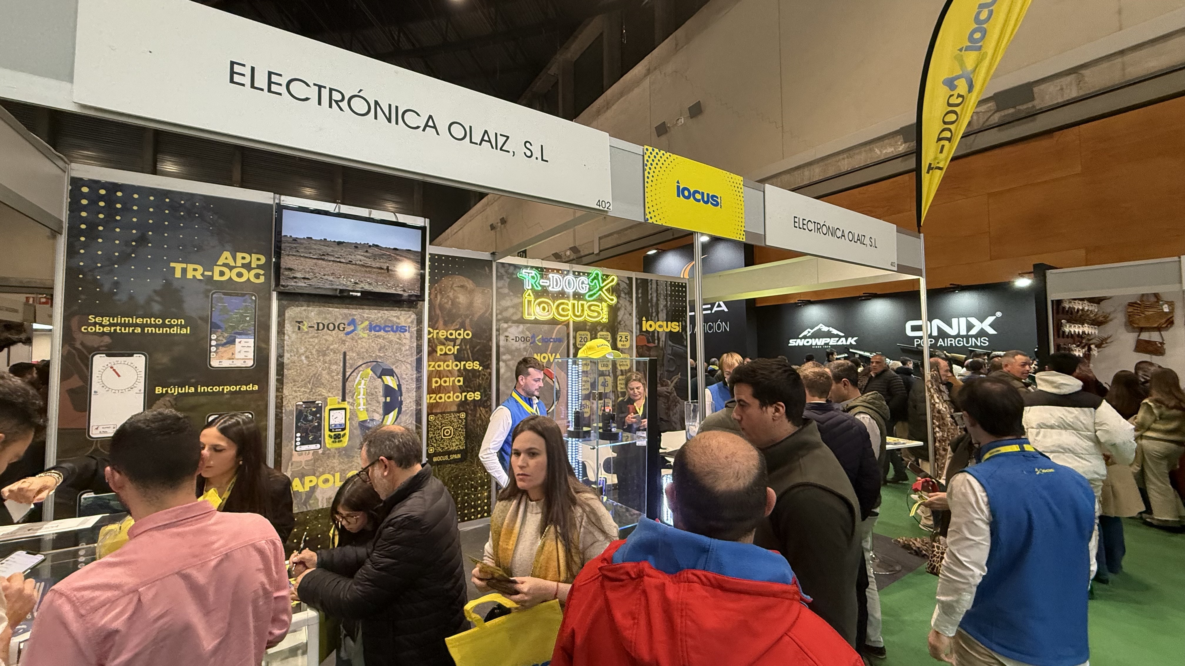 Electrónica Olaiz en feria - visitantes